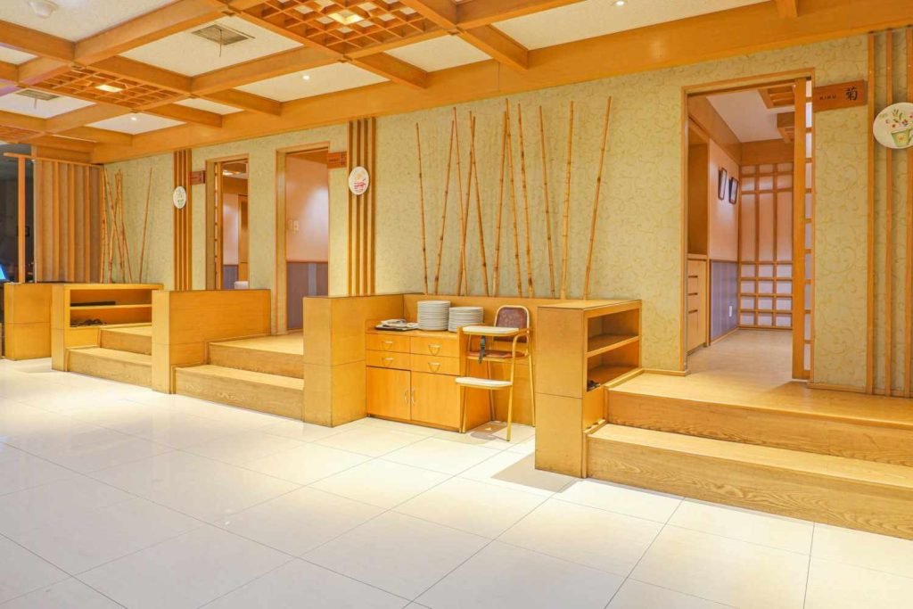 Sakura Restaurant Experience 4